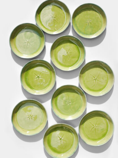 Assiette Tomate en grès émaillé Vert Pomme & Vert Jade – Laurette Broll